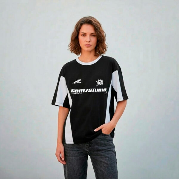 BOXY FIT  "COMSTUDIO"