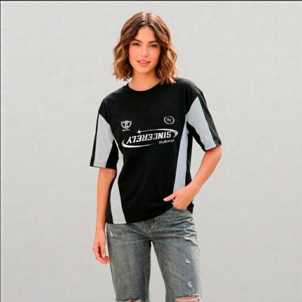 BOXY FIT  "PLAYFORVAL"