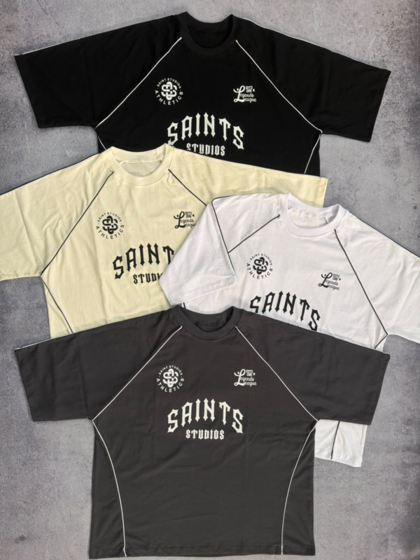 BOXY FIT CON VENAS SAINT