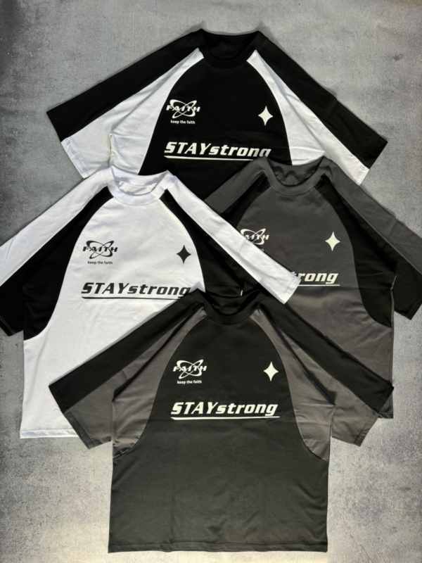 BOXY FIT COMBINADO STAY STRONG